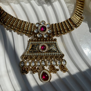 Radha Necklace Set